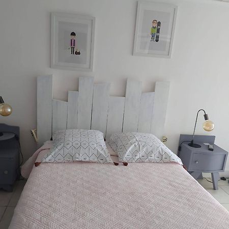 A Tous Vents Hotel La Roche-Chalais Ngoại thất bức ảnh
